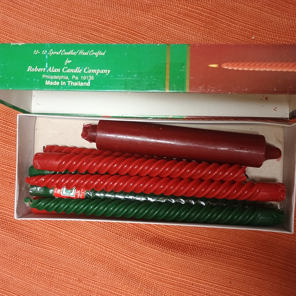 Red and Green Spiral Cake Candles